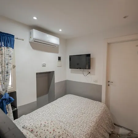 Lighthouse Flat Bed & Breakfast Taranto